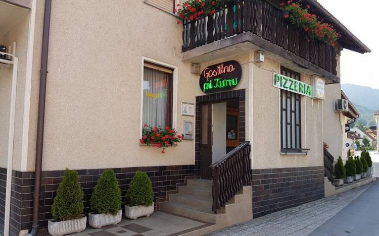 Gostilna in pizzeria Pri Kumru